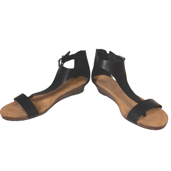 Kenneth Cole Reaction Great Gal T-Strap Wedge Gladiator Summer Sandal - Picture 8 of 11